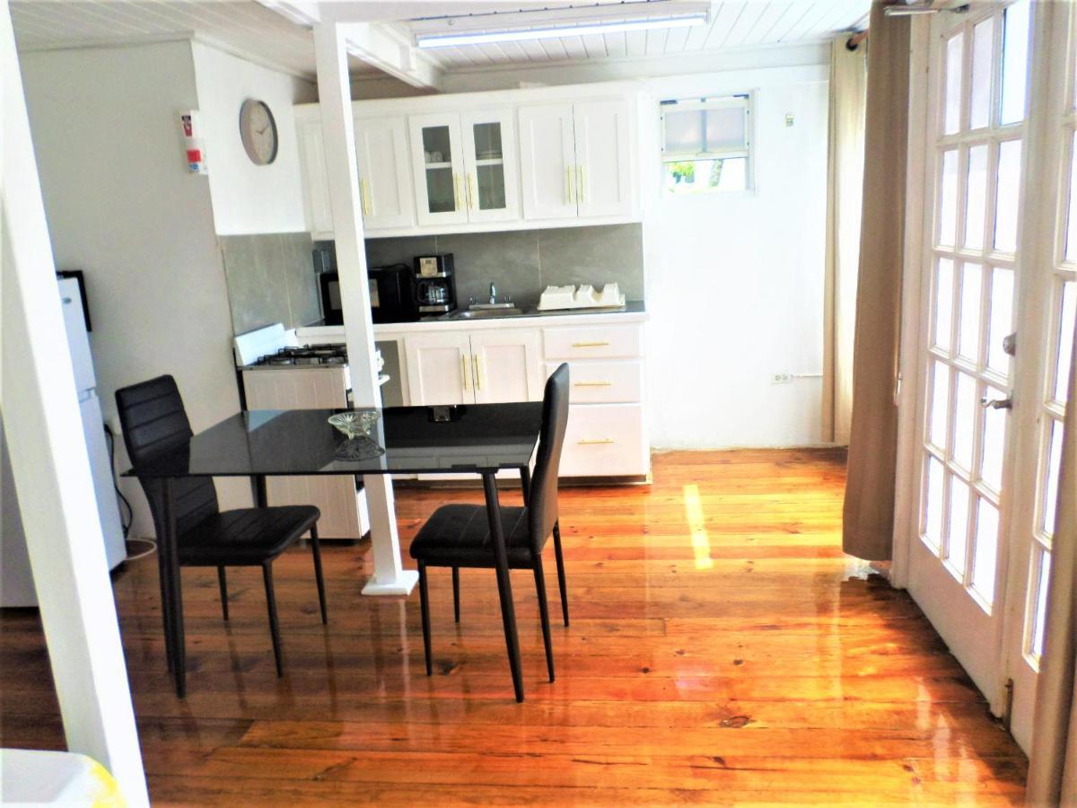 Annabelle'S Apartment Сейнт Джеймс Екстериор снимка